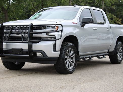 Used 2020 Chevrolet Silverado 1500 RST image 3