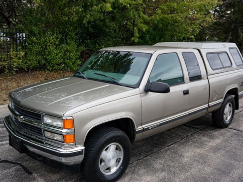Used 1998 Chevrolet Silverado 1500 4x4 Extended Cab w/ Preferred Equipment Group 2 image 68