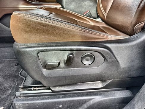 Used 2021 Chevrolet Tahoe High Country image 12