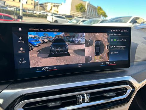 Used 2023 BMW i4 eDrive40 image 29