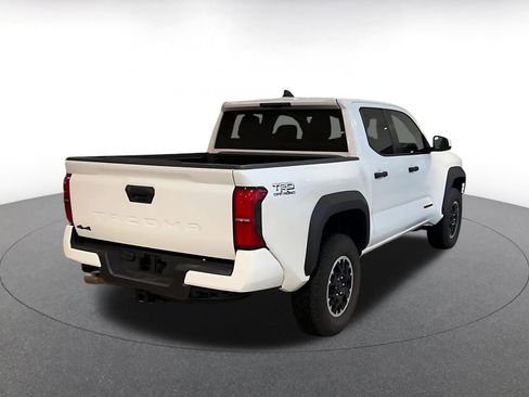 Used 2025 Toyota Tacoma TRD Off-Road image 14