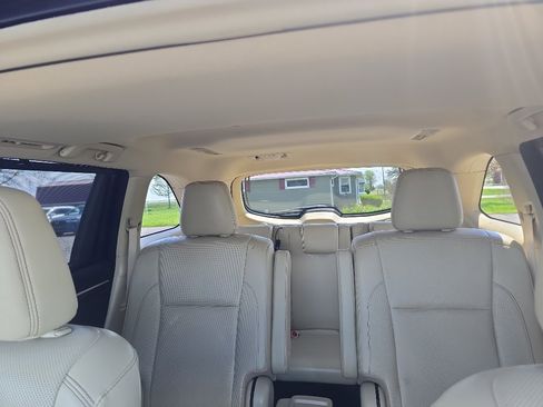 Used 2016 Toyota Highlander Limited w/ Driver Technology Package AWD/4WD image 34