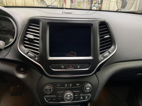 Used 2021 Jeep Cherokee Latitude Lux 80th Anniv w/ Quick Order Package 26U 80TH AWD/4WD image 20