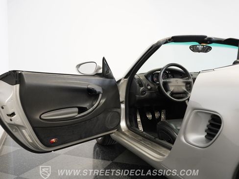 Used 1997 Porsche Boxster image 38