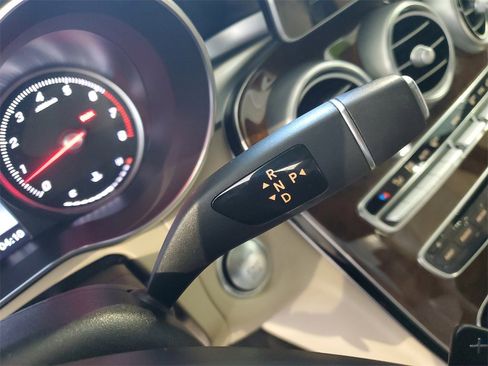 Used 2018 Mercedes-Benz C 300 Sedan image 25