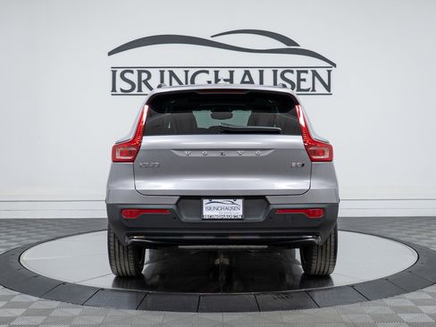 New 2026 Volvo XC40 B5 Plus w/ Protection Package Premier image 6