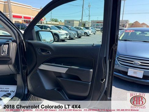 Used 2018 Chevrolet Colorado LT AWD/4WD image 16