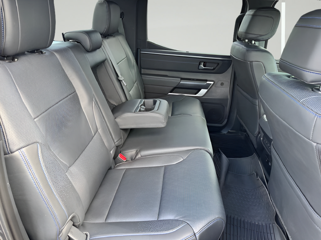 Used 2024 Toyota Tundra Platinum AWD/4WD image 30