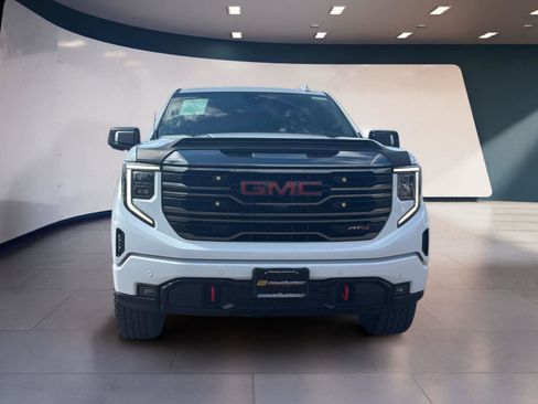 Used 2024 GMC Sierra 1500 AT4 w/ Technology Package image 8