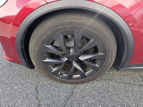 Used 2023 Tesla Model X image 12