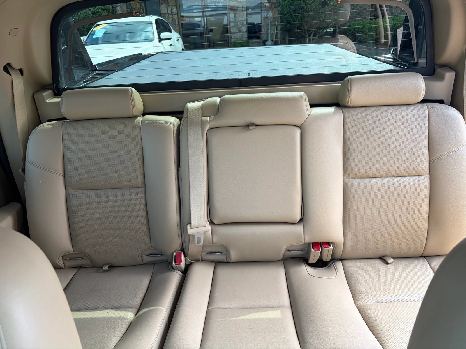 Used 2013 Chevrolet Avalanche LTZ RWD image 15