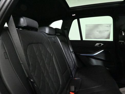 Used 2025 BMW X5 xDrive50e w/ M Sport Package image 37