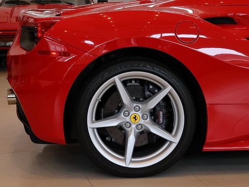 Certified 2018 Ferrari 488 Spider RWD image 39