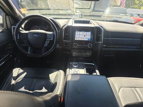 Used 2020 Ford Expedition Max Limited AWD/4WD image 18