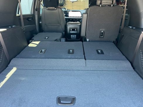 New 2026 Chevrolet Tahoe High Country AWD/4WD image 14