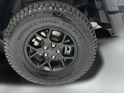 Used 2024 Jeep Wrangler Unlimited AWD/4WD image 9