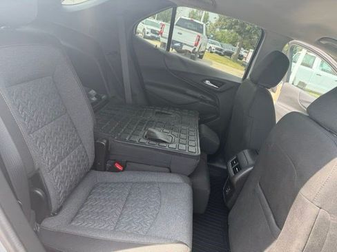 Used 2024 Chevrolet Equinox LT w/ Driver Convenience Package AWD/4WD image 33