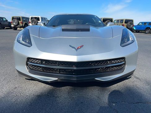 Used 2017 Chevrolet Corvette Stingray Coupe w/ 1LT image 2