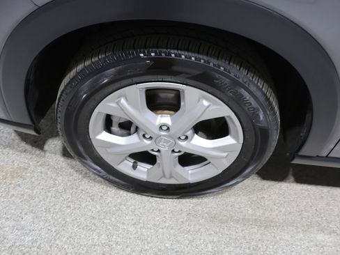 Used 2025 Honda HR-V LX image 10