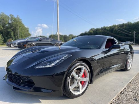 Used 2014 Chevrolet Corvette Stingray Coupe RWD image 3