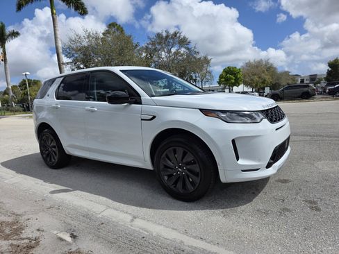 Used 2025 Land Rover Discovery Sport S image 26