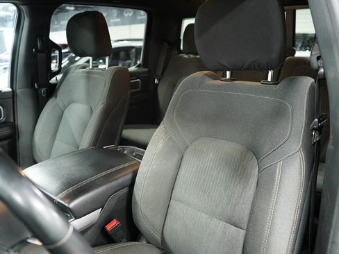 Used 2023 RAM 1500 Big Horn AWD/4WD image 12