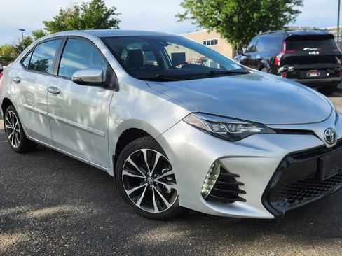 Used 2017 Toyota Corolla SE FWD image 1