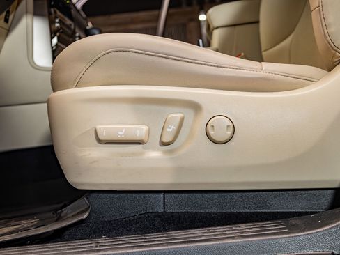 Used 2021 Lexus GX 460 Premium w/ Premium Package AWD/4WD image 23