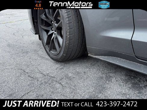 Used 2022 Ford Mustang GT w/ Black Accent Package RWD image 9