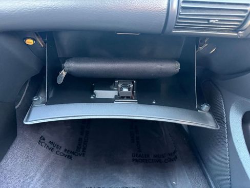 Used 2004 Ford Mustang Coupe RWD image 36