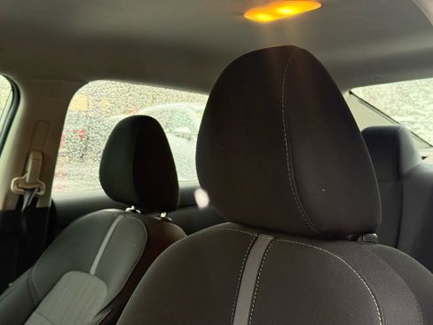 Used 2024 Nissan Sentra SV image 13