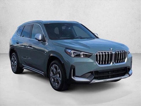 Certified 2023 BMW X1 xDrive28i w/ Premium Package image 3