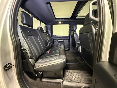 Used 2019 Ford F250 Platinum w/ Platinum Ultimate Package AWD/4WD image 13