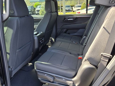 New 2026 Chevrolet Tahoe LS image 7