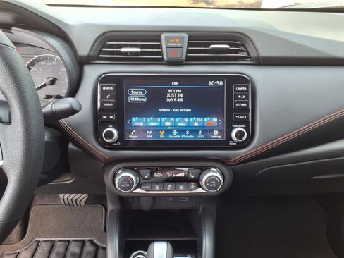 New 2025 Nissan Versa SR w/ Trunk Package image 9