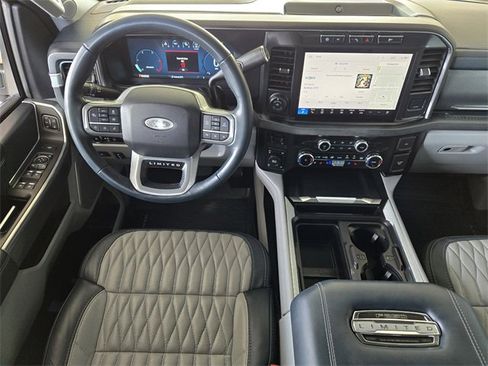 Used 2024 Ford F250 Limited image 27