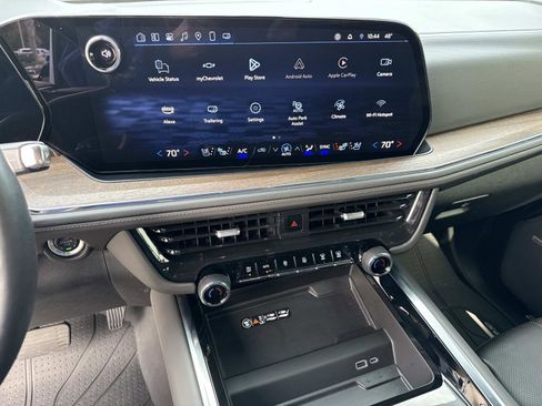 Used 2025 Chevrolet Tahoe High Country image 26