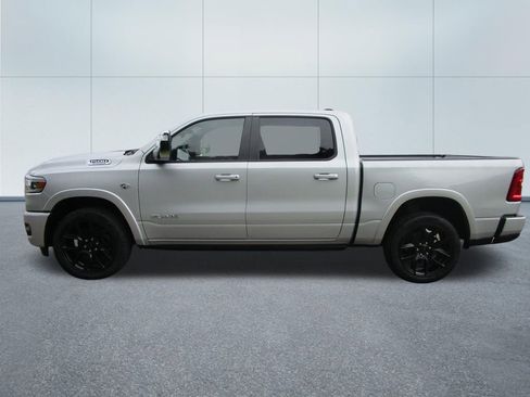 New 2026 RAM 1500 Laramie AWD/4WD image 3