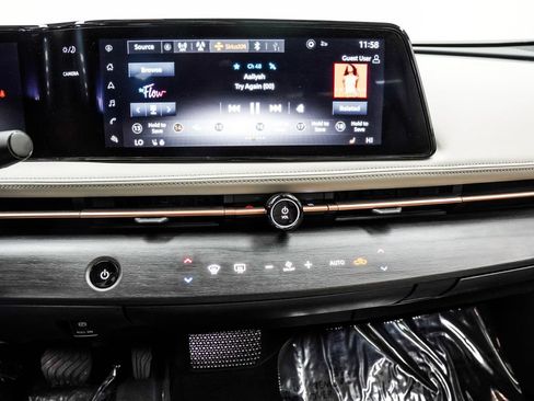 Used 2024 Nissan Ariya FWD image 27