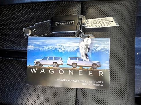 Certified 2024 Jeep Wagoneer Series II RWD image 39