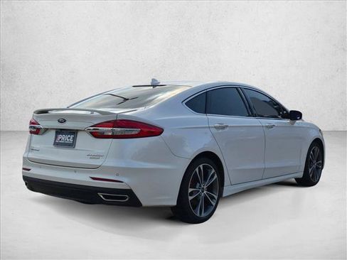 Used 2019 Ford Fusion Titanium FWD image 5