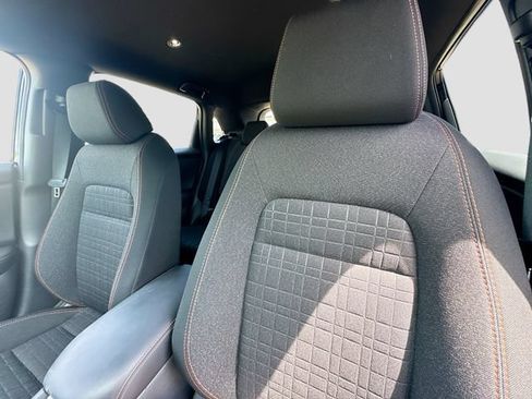 Certified 2025 Honda HR-V Sport image 15