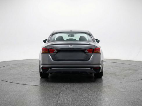 Used 2025 Nissan Altima 2.5 SV image 7