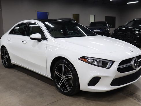 Used 2019 Mercedes-Benz A 220 w/ Premium Package image 7