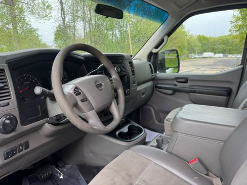 Used 2014 Nissan NV 2500 SV w/ Side & Curtain Airbag Package RWD image 34