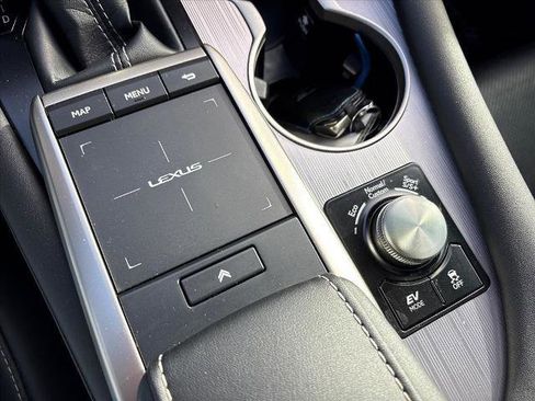 Used 2022 Lexus RX 450h F Sport image 17