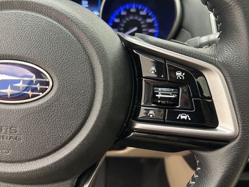 Used 2018 Subaru Outback 3.6R Limited AWD/4WD image 21