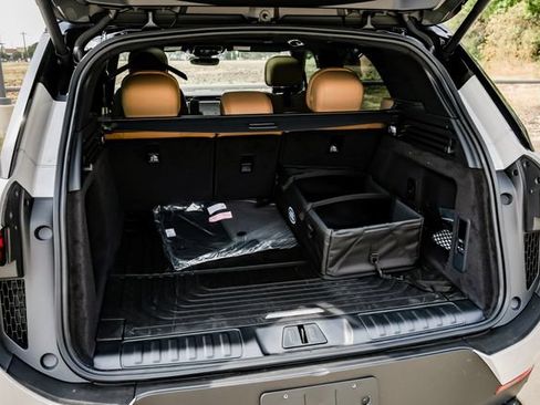 New 2026 Land Rover Range Rover Sport SE AWD/4WD image 70