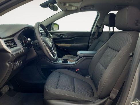 Used 2021 GMC Acadia SLE w/ Driver Convenience Package FWD image 14
