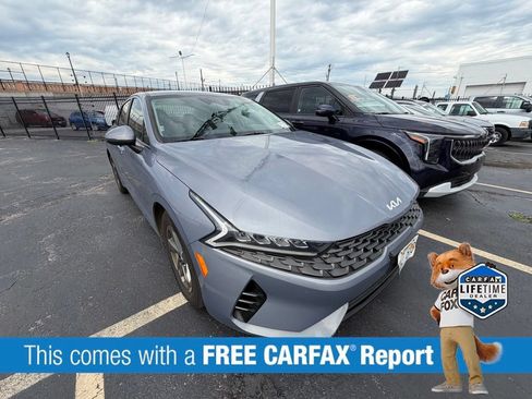 Used 2022 Kia K5 LXS FWD image 2